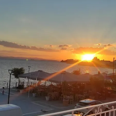 Dimitra's * Amarynthos