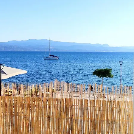 Apartment Dimitra's Amarynthos
